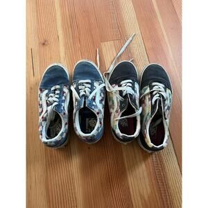 lot of 2 vans kids size one- rainbow and blue with red heart